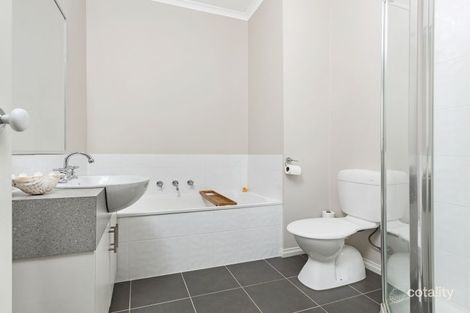 Property photo of 2/73 Aitken Street Gisborne VIC 3437