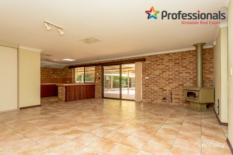 Property photo of 3 Arbour Place Kelmscott WA 6111