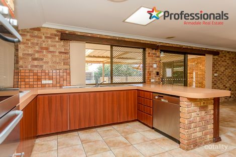 Property photo of 3 Arbour Place Kelmscott WA 6111