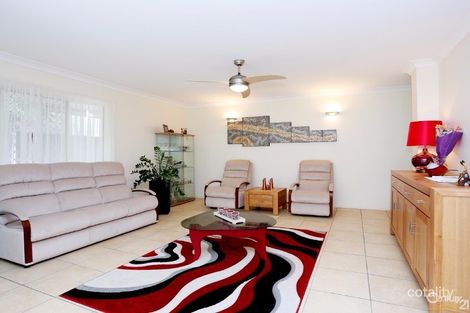 Property photo of 34 Gordon Crescent Sandstone Point QLD 4511