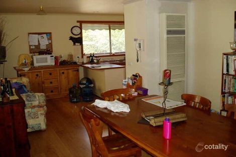 Property photo of 28 Bradby Avenue Mount Clear VIC 3350