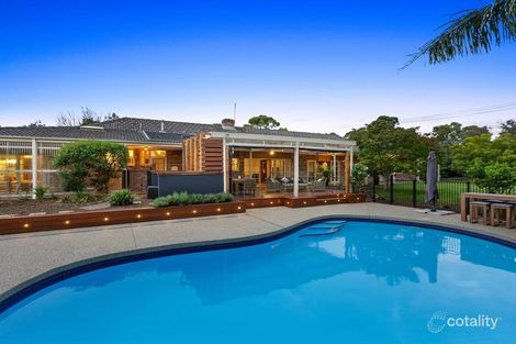 Property photo of 1 Burns Close Mount Eliza VIC 3930