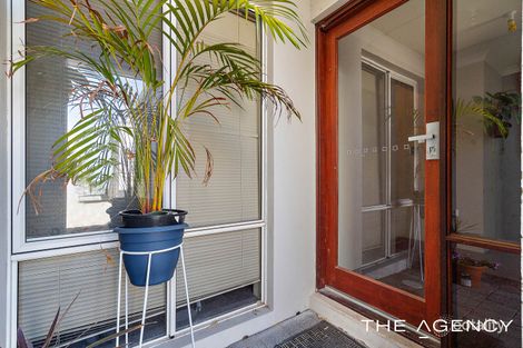 Property photo of 12 Parakeet Bend Baldivis WA 6171