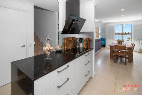 Property photo of 8341 Magnolia Drive East Hope Island QLD 4212
