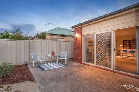 Property photo of 11 The Glen Pakenham VIC 3810