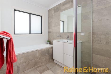 Property photo of 34 Holmwood Drive Dubbo NSW 2830