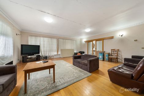 Property photo of 2 Eecen Road Karabar NSW 2620