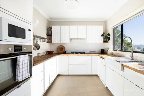 Property photo of 236A Headland Road North Curl Curl NSW 2099
