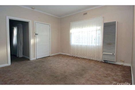 Property photo of 12 Adelaide Street Footscray VIC 3011
