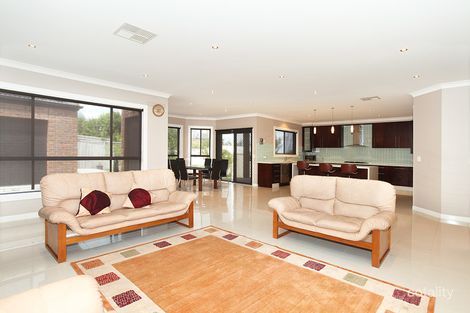 Property photo of 36 Fraserburgh Crescent Greenvale VIC 3059