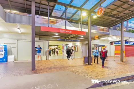 Property photo of 2/56 Denistone Road Denistone NSW 2114