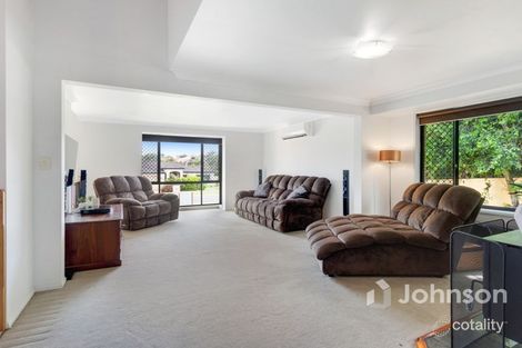 Property photo of 8 Portreeves Place Arundel QLD 4214