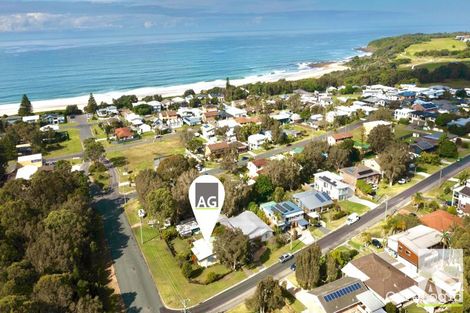 Property photo of 2 Escapade Avenue Diamond Beach NSW 2430