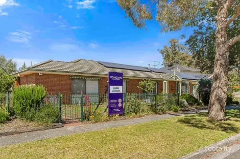 Property photo of 2 Gumvista Walk Skye VIC 3977