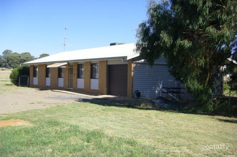 85 Bartondale Rd, Temora, NSW 2666