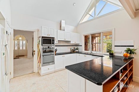 Property photo of 28 Tandarra Drive Ringwood VIC 3134