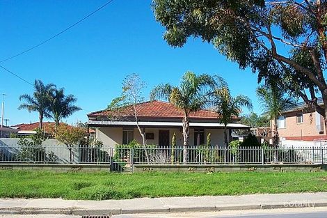 10 Mather Rd, Beaconsfield, WA 6162