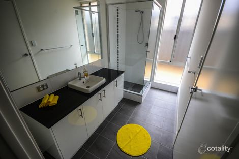 Property photo of 27 Willowdale Promenade Piara Waters WA 6112