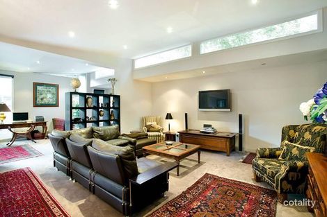 Property photo of 9 Kooyong Road Armadale VIC 3143