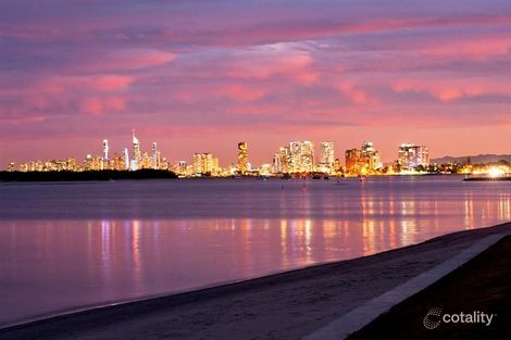Property photo of 40 Anglers Esplanade Runaway Bay QLD 4216