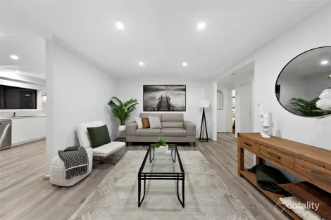 Property photo of 32 Entally Drive Albanvale VIC 3021