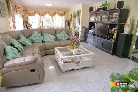 Property photo of 4 Burrowes Grove Dean Park NSW 2761