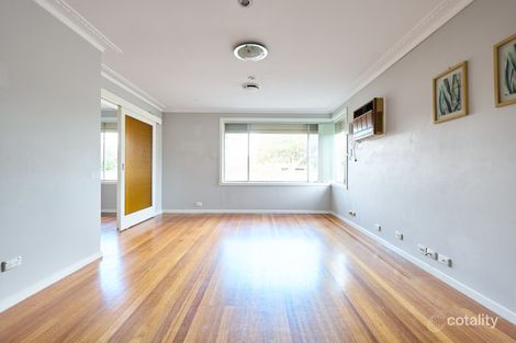 Property photo of 34 Bundeena Avenue Keysborough VIC 3173