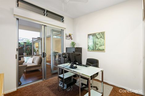 Property photo of 9 Wells Street Southport QLD 4215