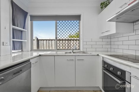 Property photo of 1/4 Stormbird Place Carrara QLD 4211