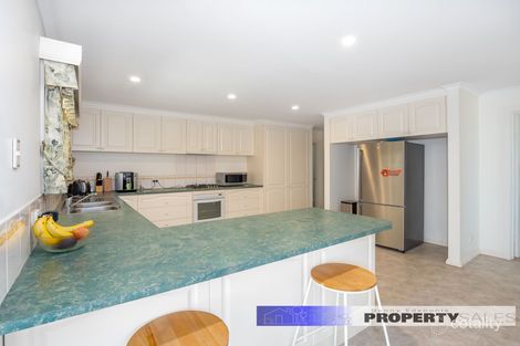 Property photo of 10 Varcoe Court Newborough VIC 3825