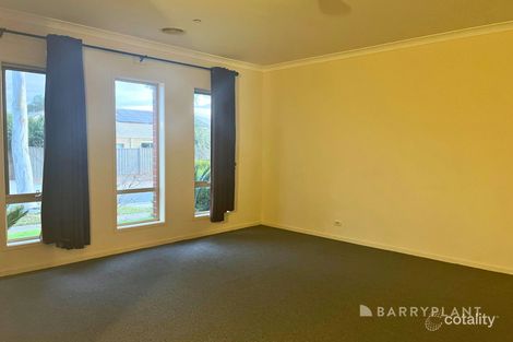 Property photo of 4 Habitat Court Tarneit VIC 3029
