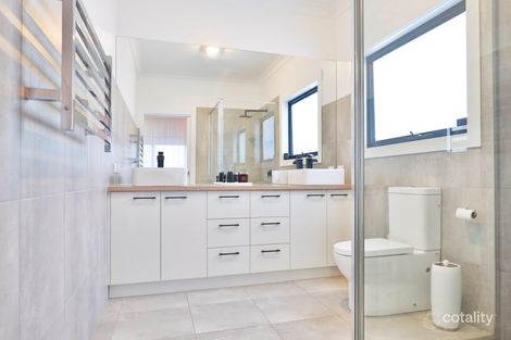 Property photo of 2 Karingal Court Irymple VIC 3498