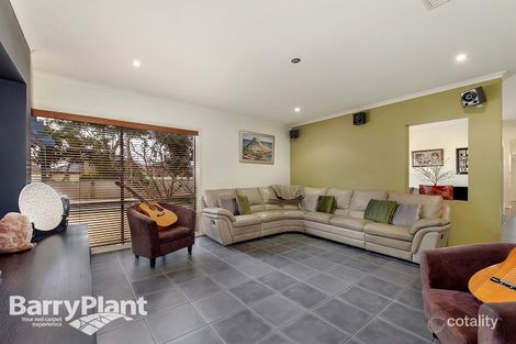 Property photo of 3 Fairfield Walk Cairnlea VIC 3023
