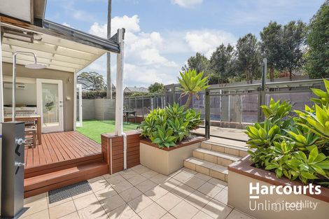 Property photo of 10 The Crescent Toongabbie NSW 2146