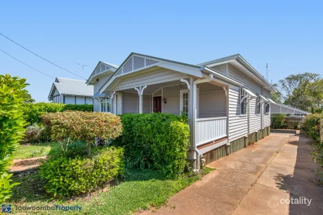 9 Sir St, North Toowoomba, QLD 4350