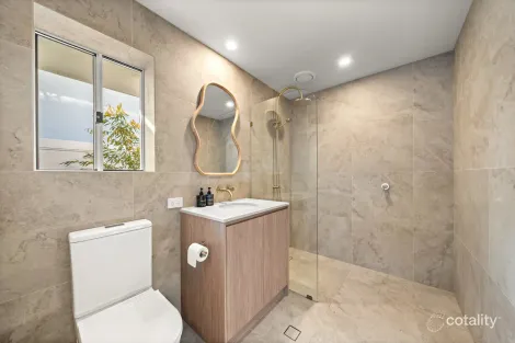 Property photo of 2/5 Logan Avenue Miami QLD 4220