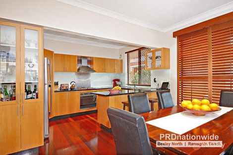 Property photo of 8/15-17 Malua Street Dolls Point NSW 2219