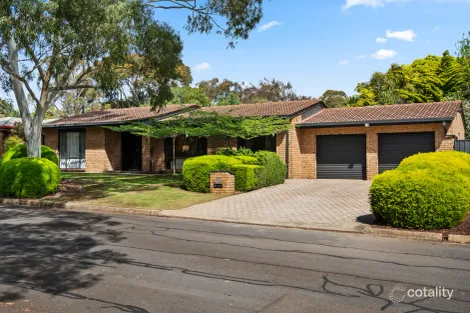 1 Lorikeet Ct, Happy Valley, SA 5159