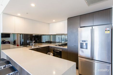 Property photo of 1903/25-31 East Quay Drive Biggera Waters QLD 4216