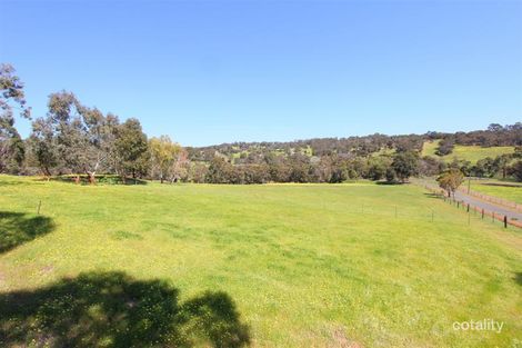 Property photo of 40 Bluewren Close Bullsbrook WA 6084