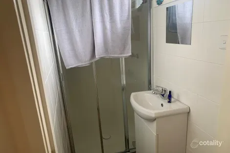 Property photo of 11 Swindon Court Lalor VIC 3075