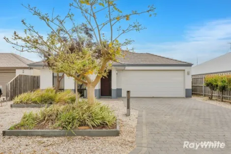 284 Peelwood Pde, Halls Head, WA 6210