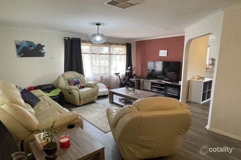 Property photo of 52 Jasmin Crescent Lake Albert NSW 2650