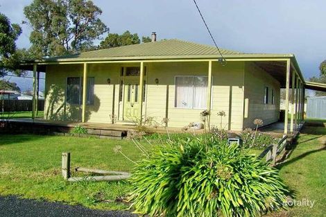 24 Mt Clay Rd, Heywood, VIC 3304