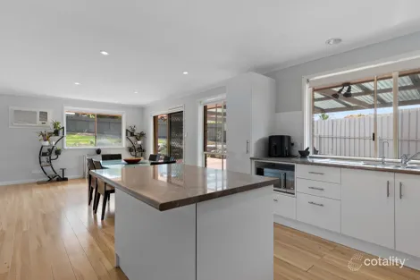 Property photo of 47 Nash Crescent Morphett Vale SA 5162