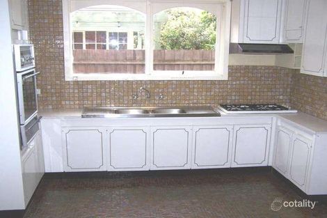 Property photo of 38 Warncliffe Road Ivanhoe East VIC 3079