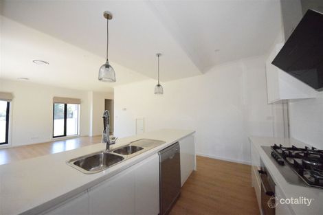 Property photo of 652A Mountain Highway Bayswater VIC 3153