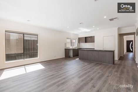 Property photo of 42 Serengeti Circuit Tarneit VIC 3029