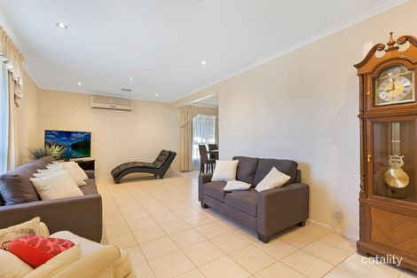 Property photo of 1/19 Saratoga Crescent Keilor Downs VIC 3038