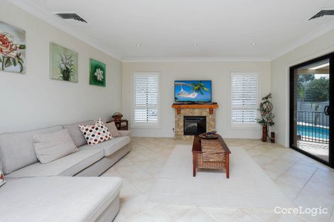 Property photo of 8 Challenger Street Voyager Point NSW 2172